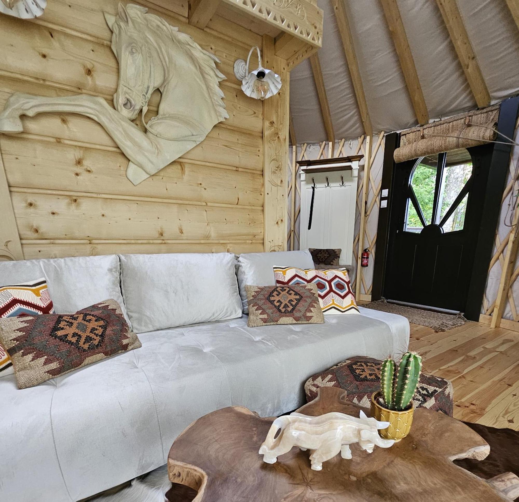 Jurta Na Wypasie - Luksusowy Namiot Z Widokiem Na Gory - Jacuzzi, Sauna, Split Ac, Private, Star View ซาโกปาเน ภายนอก รูปภาพ