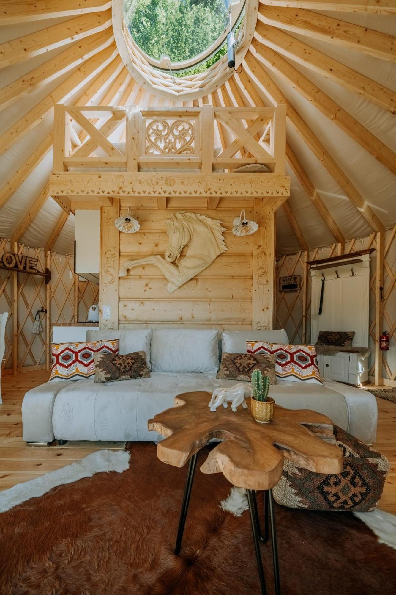 Jurta Na Wypasie - Luksusowy Namiot Z Widokiem Na Gory - Jacuzzi, Sauna, Split Ac, Private, Star View ซาโกปาเน ภายนอก รูปภาพ