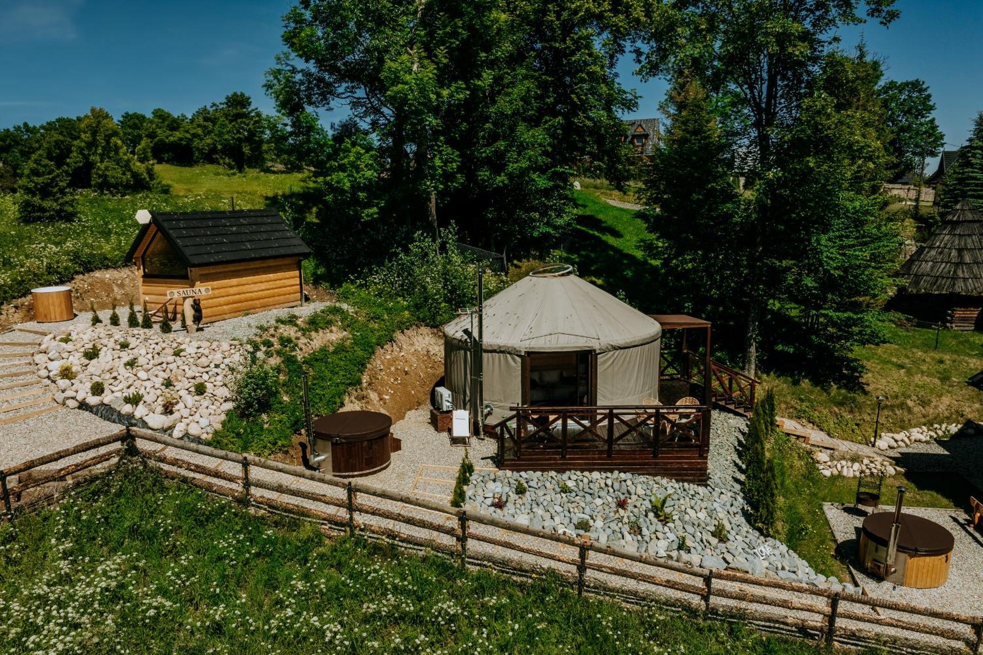 Jurta Na Wypasie - Luksusowy Namiot Z Widokiem Na Gory - Jacuzzi, Sauna, Split Ac, Private, Star View ซาโกปาเน ภายนอก รูปภาพ