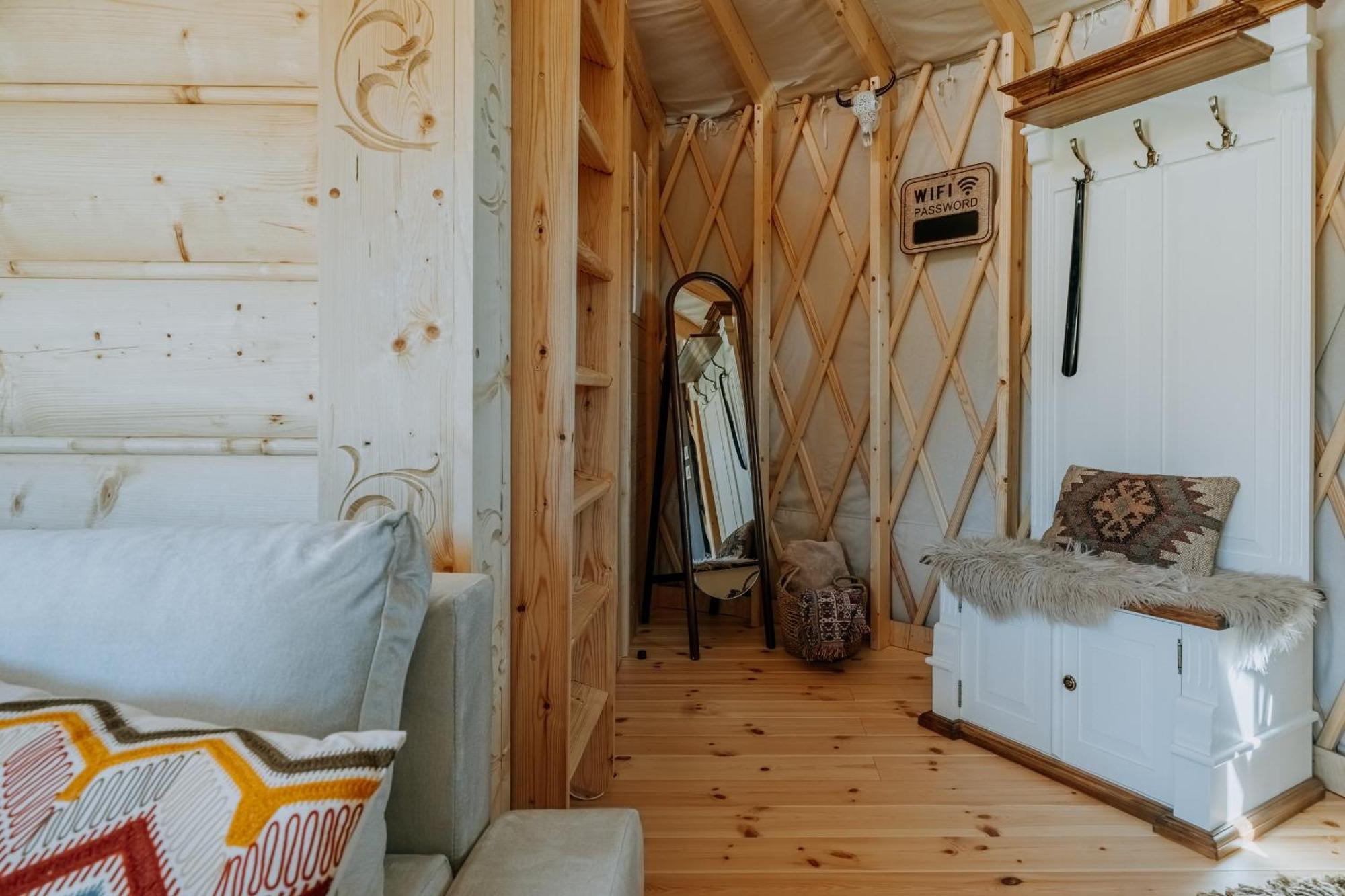 Jurta Na Wypasie - Luksusowy Namiot Z Widokiem Na Gory - Jacuzzi, Sauna, Split Ac, Private, Star View ซาโกปาเน ภายนอก รูปภาพ