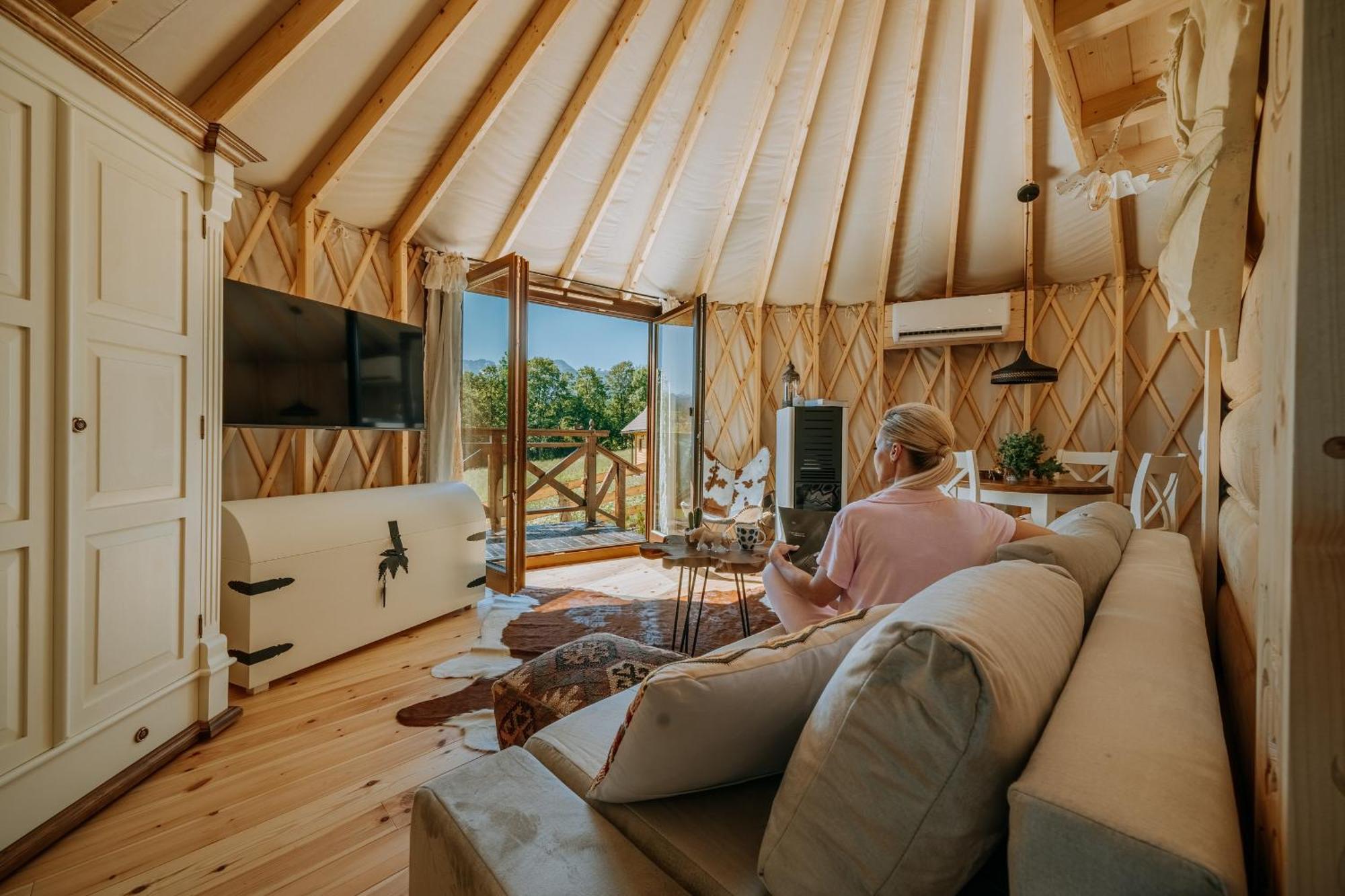 Jurta Na Wypasie - Luksusowy Namiot Z Widokiem Na Gory - Jacuzzi, Sauna, Split Ac, Private, Star View ซาโกปาเน ภายนอก รูปภาพ