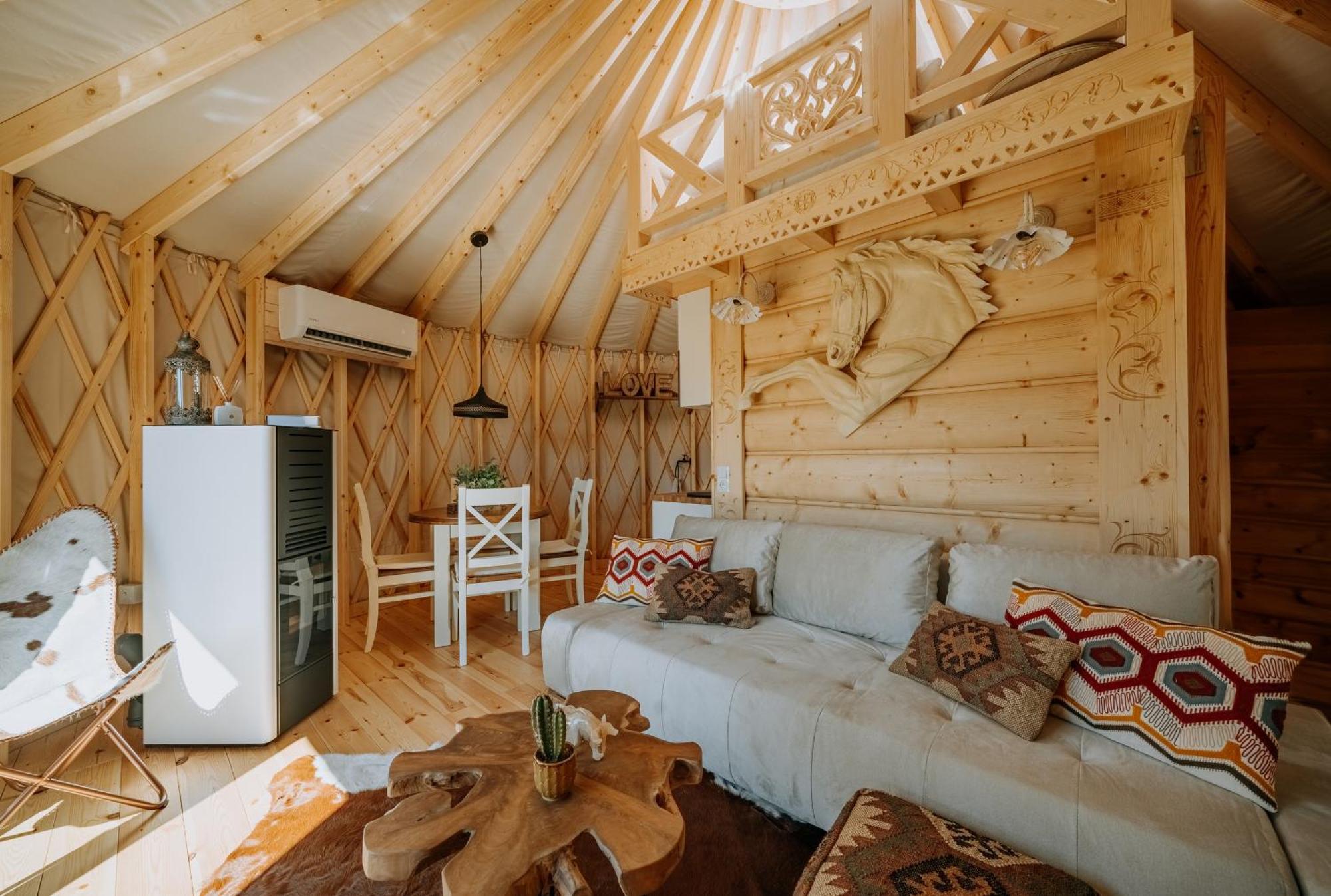 Jurta Na Wypasie - Luksusowy Namiot Z Widokiem Na Gory - Jacuzzi, Sauna, Split Ac, Private, Star View ซาโกปาเน ภายนอก รูปภาพ