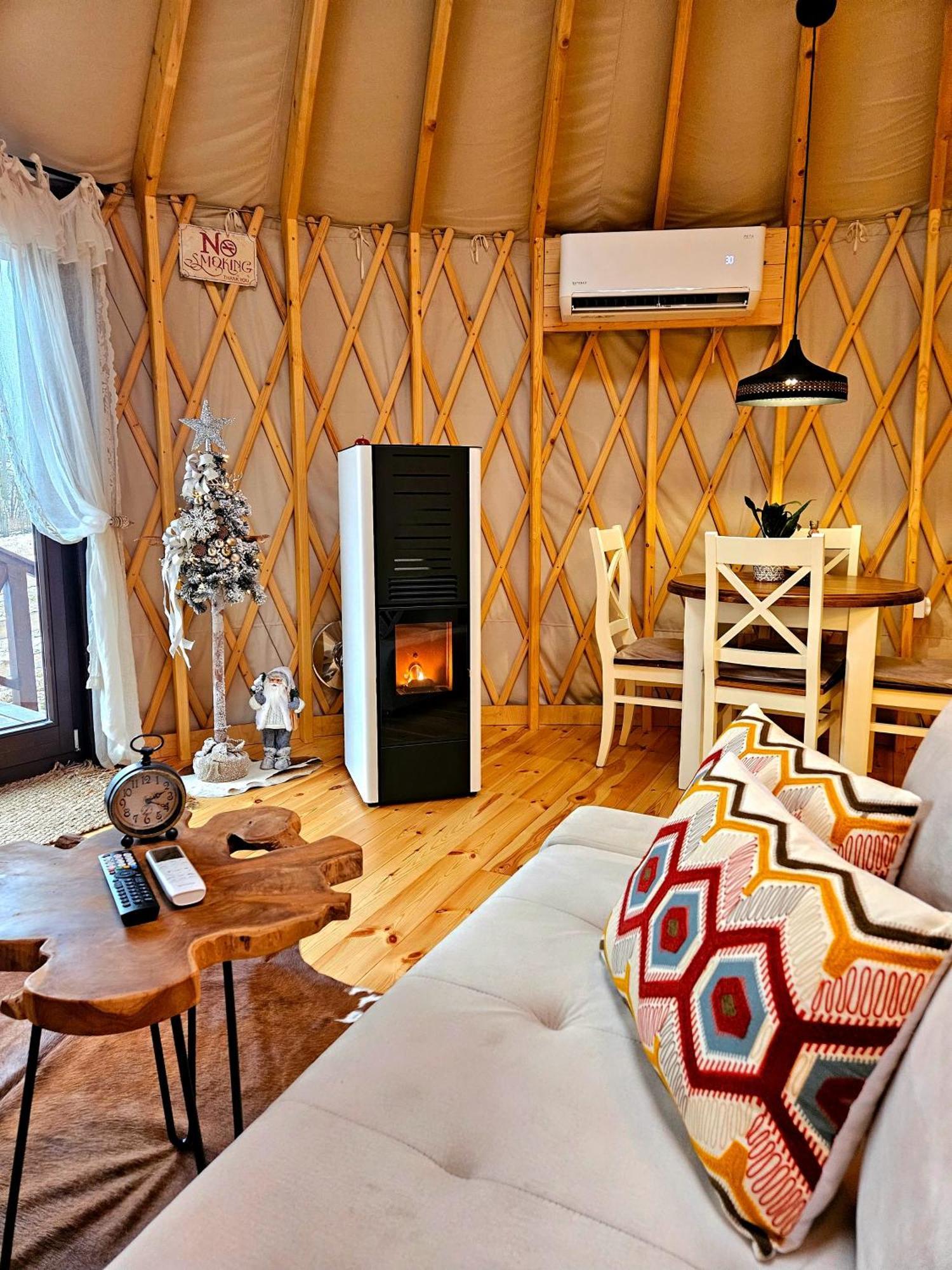 Jurta Na Wypasie - Luksusowy Namiot Z Widokiem Na Gory - Jacuzzi, Sauna, Split Ac, Private, Star View ซาโกปาเน ภายนอก รูปภาพ